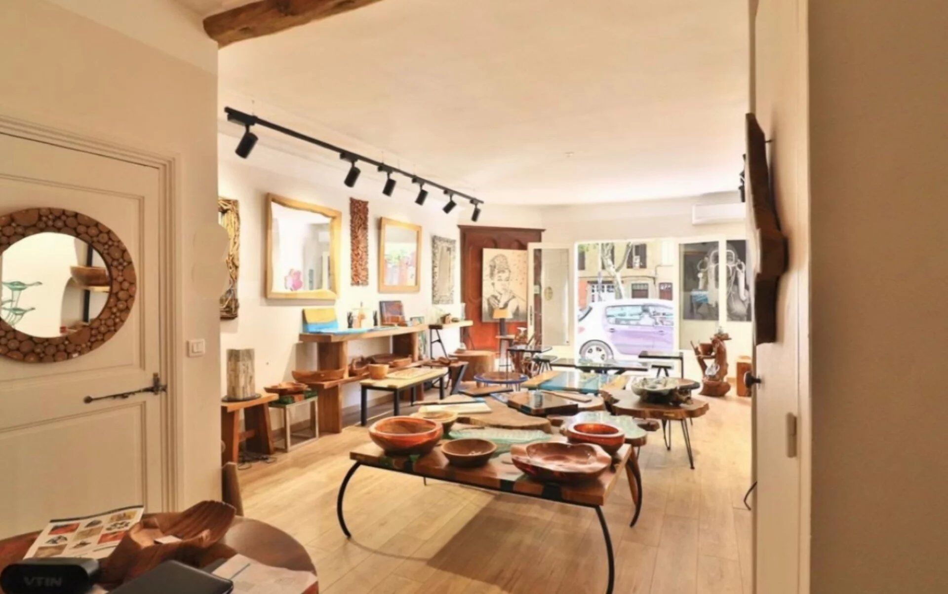 Local commercial  T2 à vendre Cotignac 83570