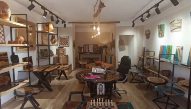 Local commercial 2 pièces  à vendre Cotignac 83570