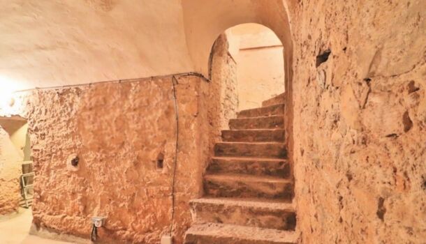 Local commercial 2 pièces  à vendre Cotignac 83570