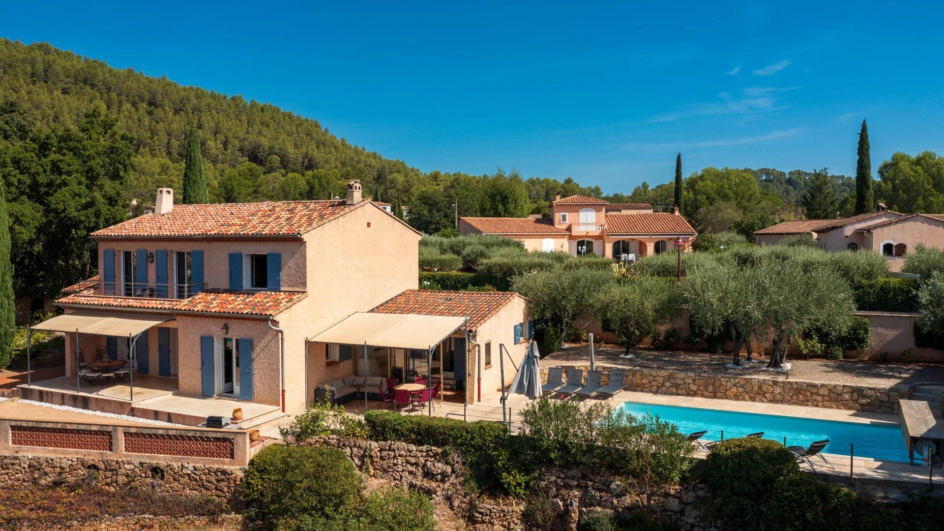 Villa / Maison  T8 à vendre Arcs (Les) 83460