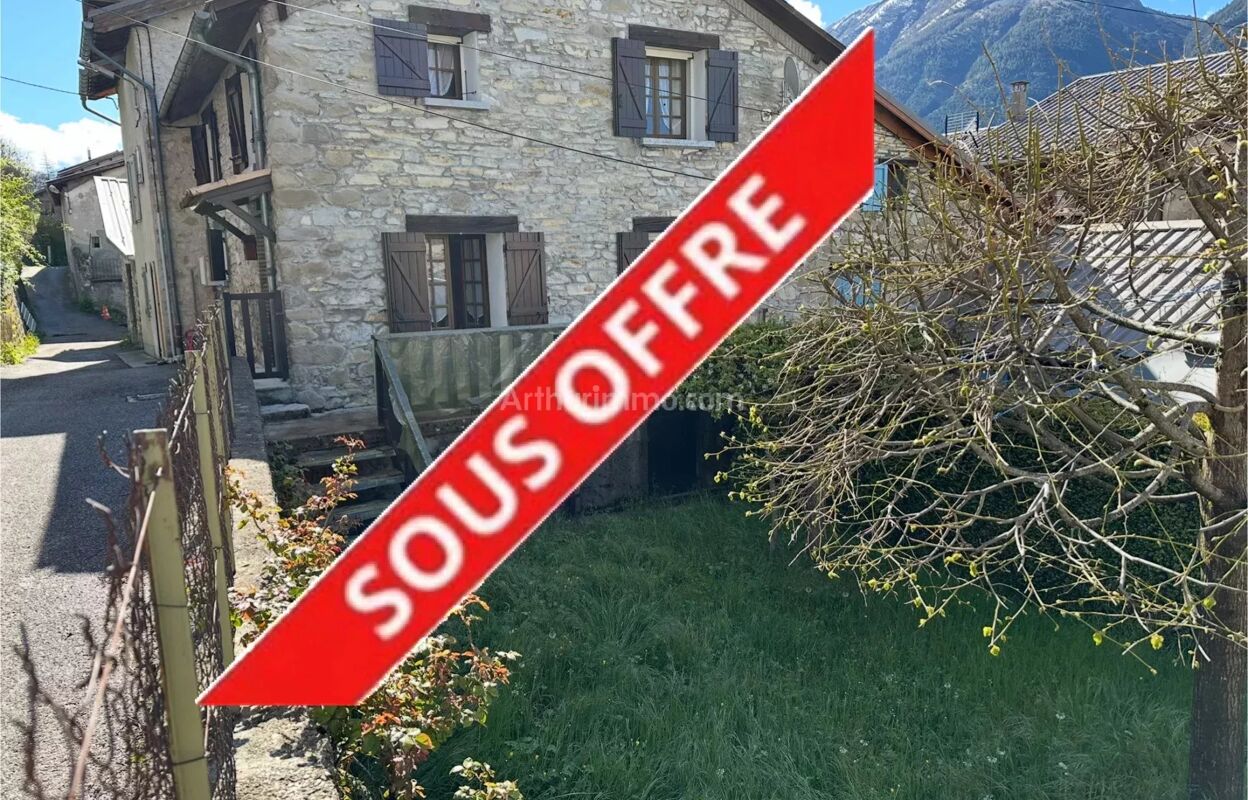 maison 4 pièces 92 m2 à vendre à Thorame-Basse (04170)