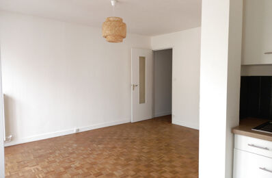 location appartement 470 € CC /mois à proximité de Chasseneuil-du-Poitou (86360)