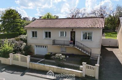 vente maison 156 000 € à proximité de Champdeniers-Saint-Denis (79220)
