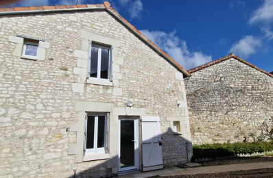vente maison 70 200 € à proximité de La Roche-Clermault (37500)