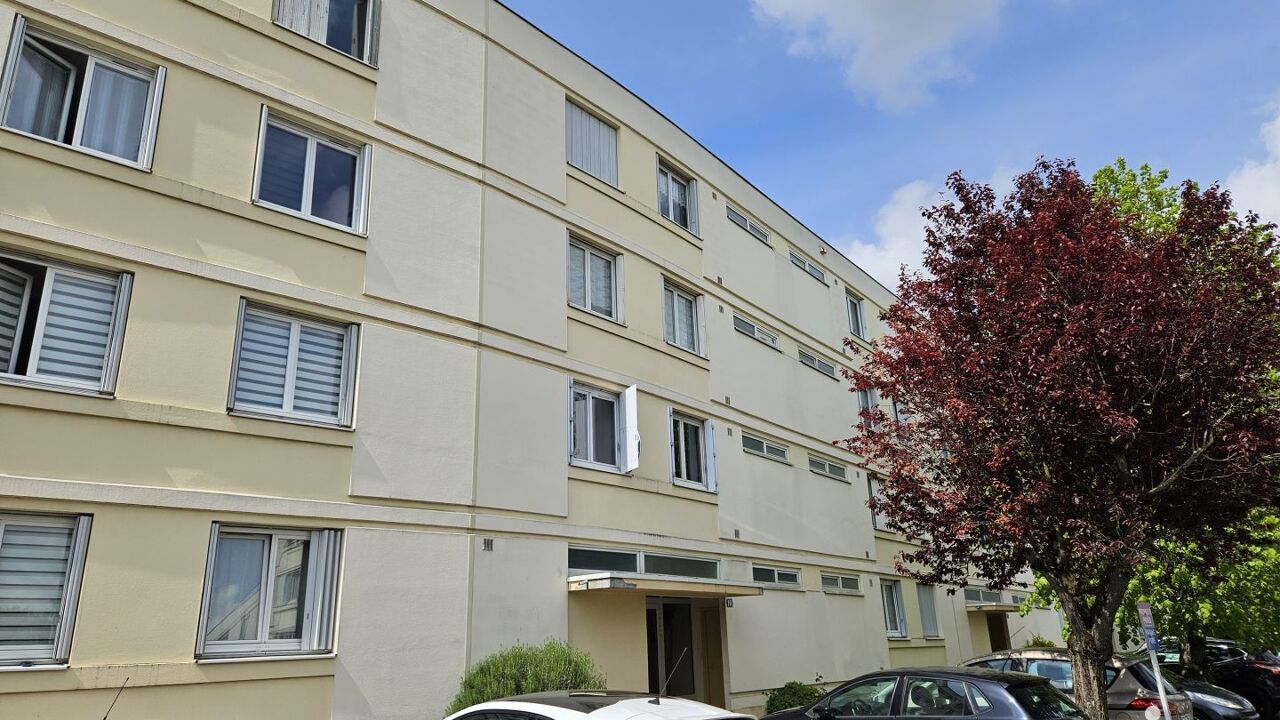 appartement 4 pièces 77 m2 à vendre à Châlons-en-Champagne (51000)