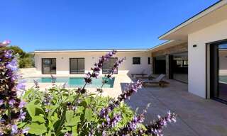 Maison 8 Pièces 320 m² à vendre à Nîmes (30000)