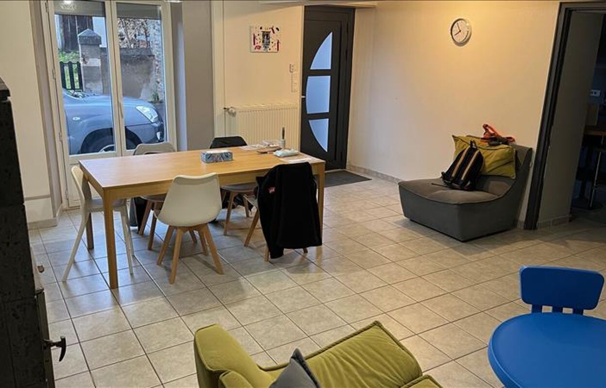 maison 5 pièces 151 m2 à vendre à Désertines (03630)