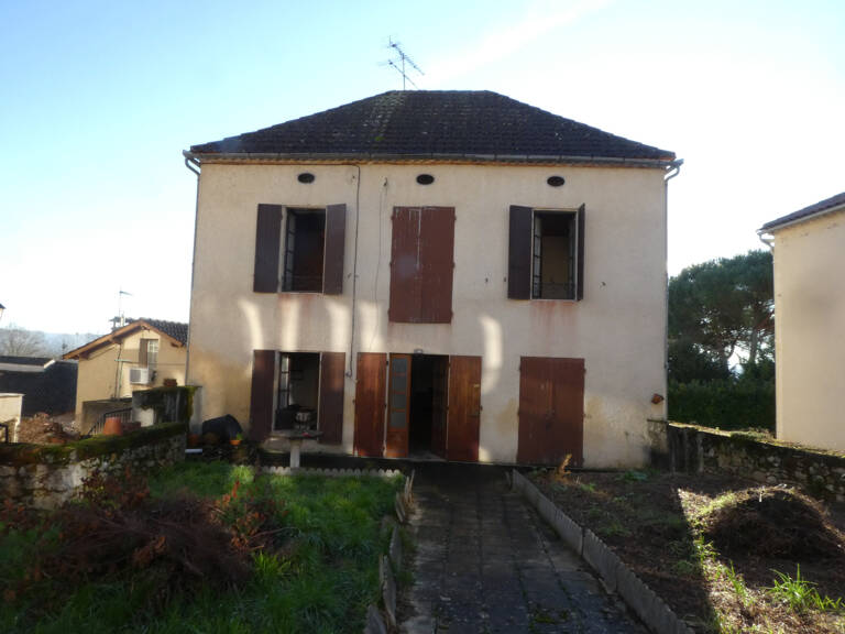 DANS LE LOT - MAISON DE VILLAGE EN PIERRE — photo 1