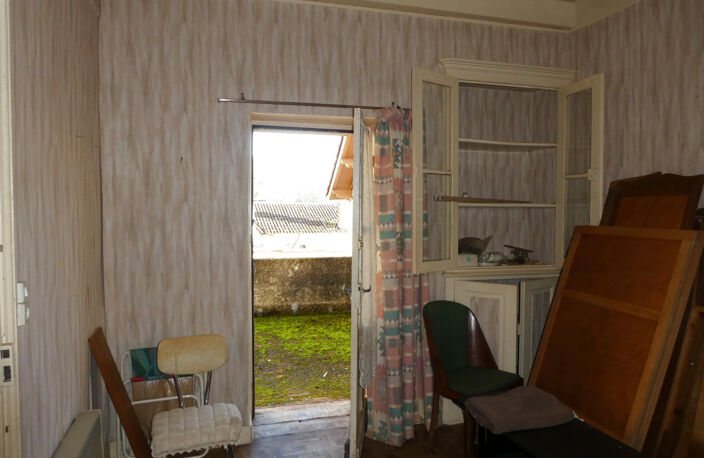 DANS LE LOT - MAISON DE VILLAGE EN PIERRE — photo 3