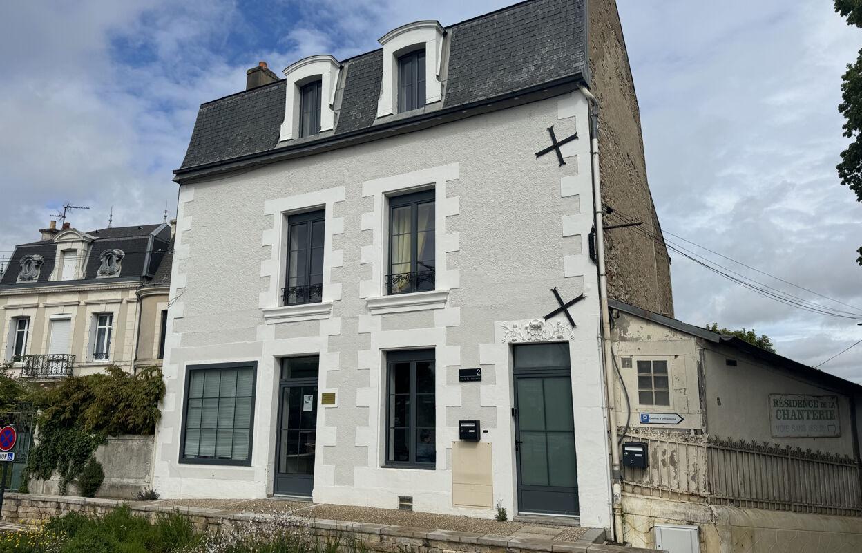 immeuble  pièces 216 m2 à vendre à Poitiers (86000)