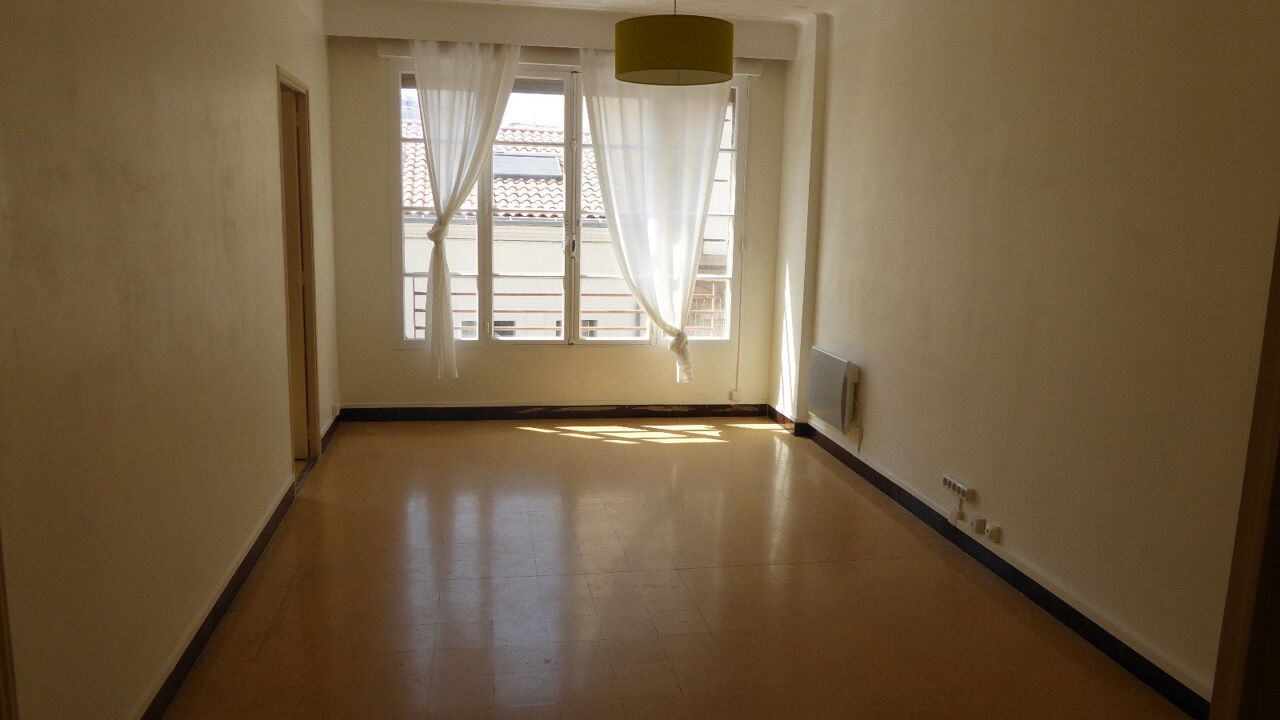 appartement 3 pièces 69 m2 à louer à Marseille 7 (13007)