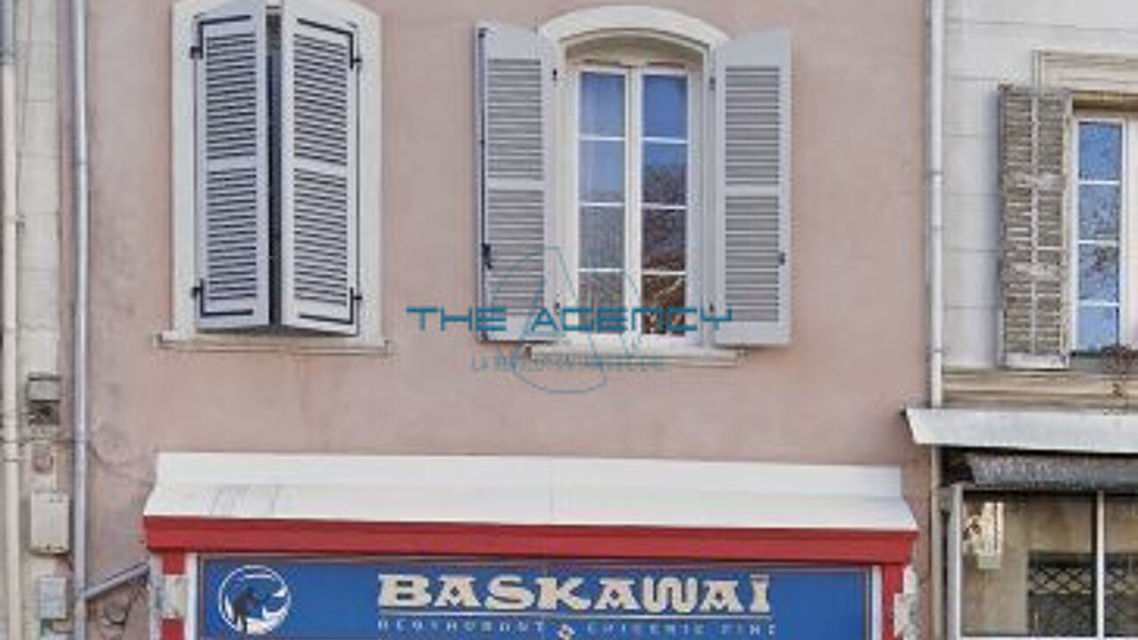 appartement 2 pièces 27 m2 à vendre à Marseille 6 (13006)
