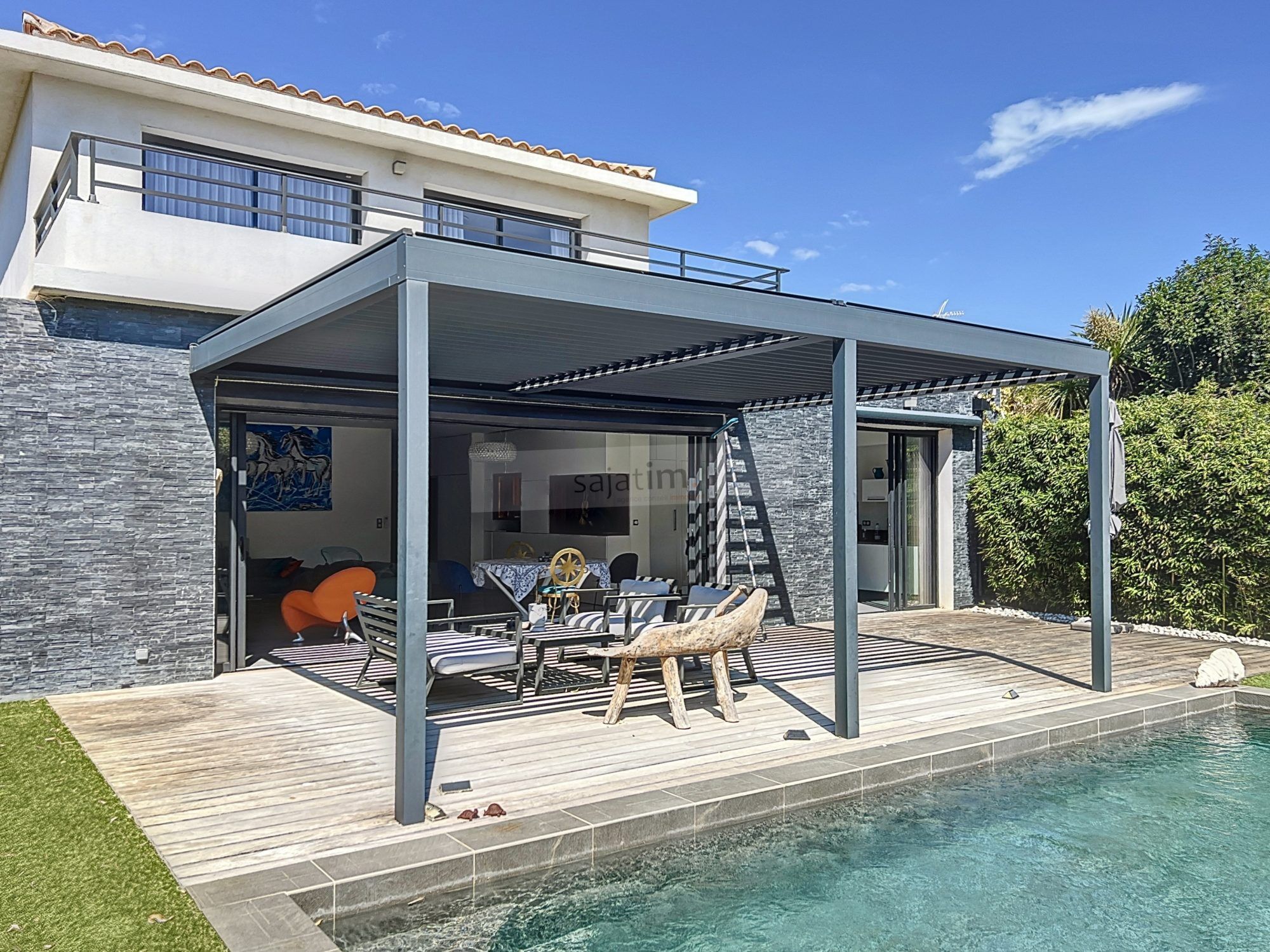 Agence immobilière de Sajatim