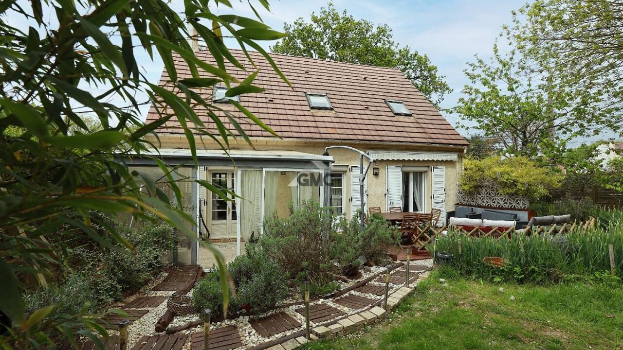 maison 6 pièces 131 m2 à vendre à Évry-Grégy-sur-Yerre (77166)