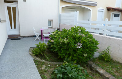 location appartement 690 € CC /mois à proximité de Arros-de-Nay (64800)