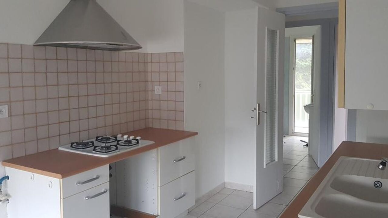 appartement 3 pièces 76 m2 à louer à Eybens (38320)