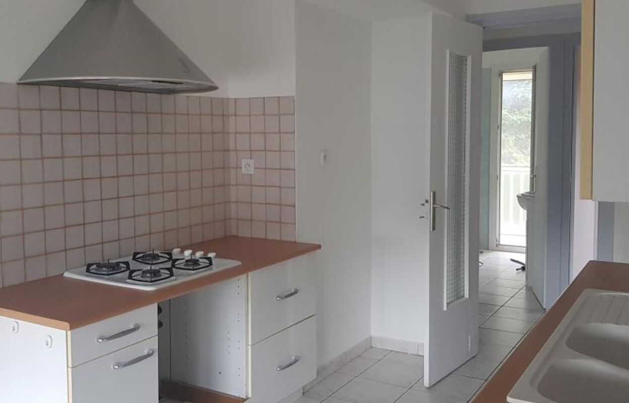 appartement 3 pièces 76 m2 à louer à Eybens (38320)