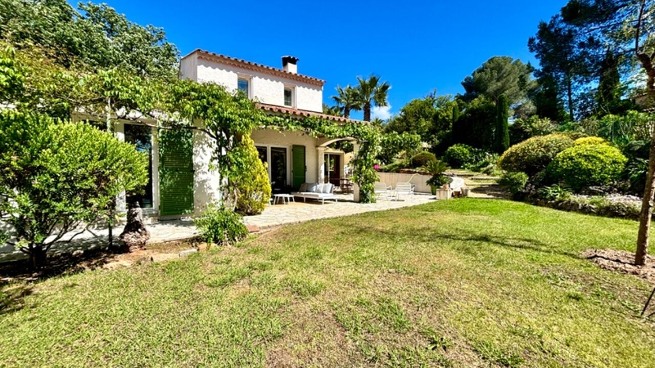 maison 6 pièces 156 m2 à vendre à Fréjus (83600)