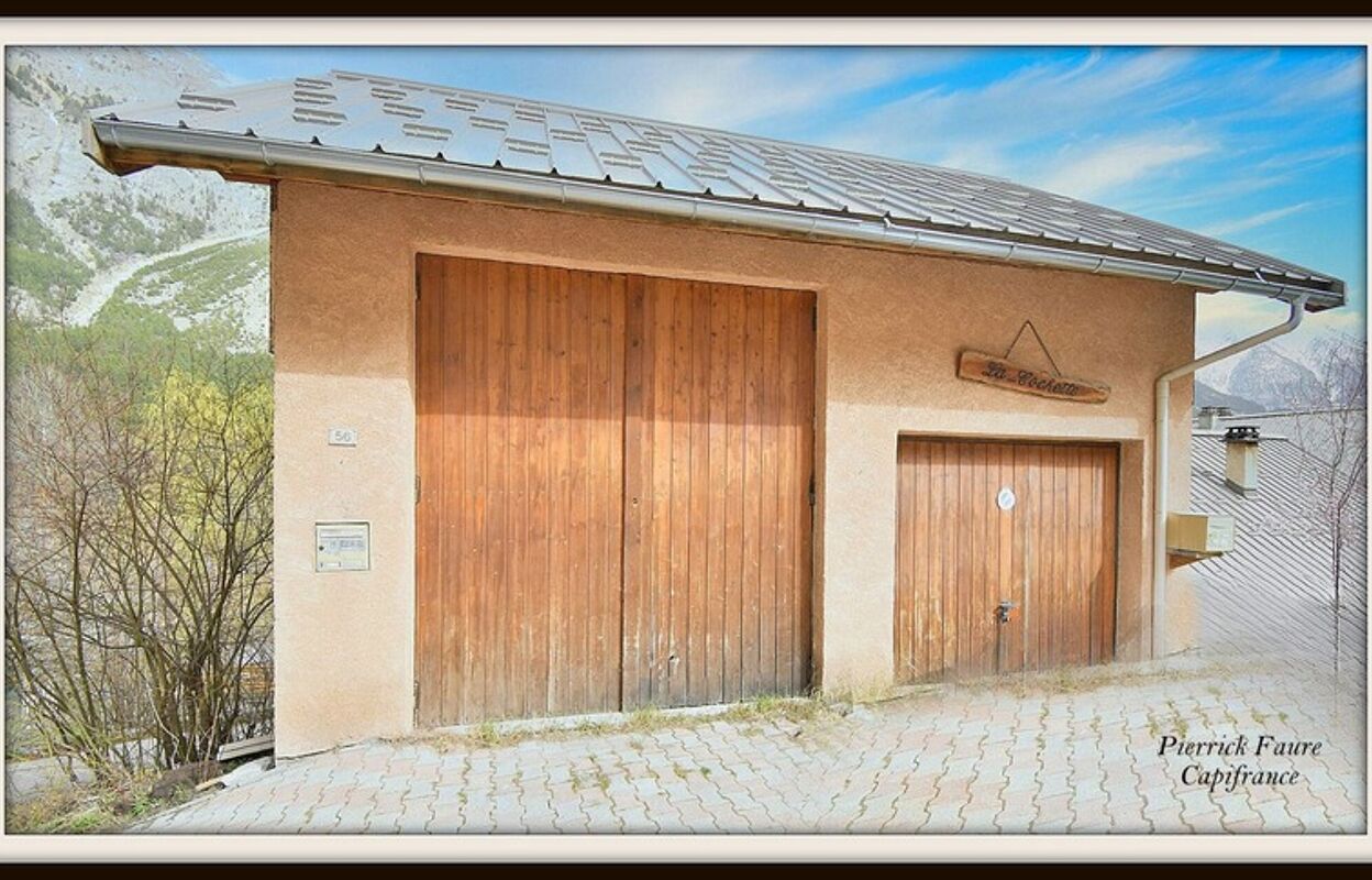 maison 7 pièces 207 m2 à vendre à Val-des-Prés (05100)