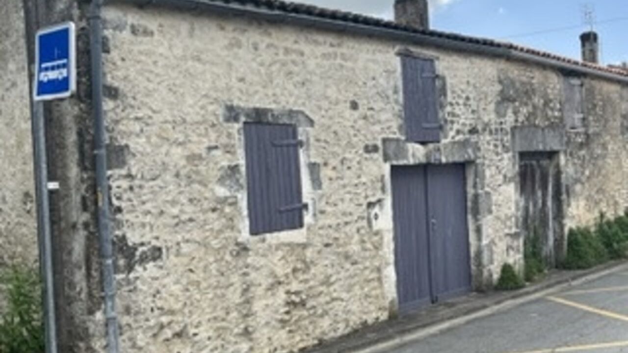 maison 2 pièces 100 m2 à vendre à Saint-Jean-d'Angély (17400)