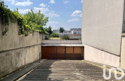 vente garage 24 000 € à proximité de Vanves (92170)