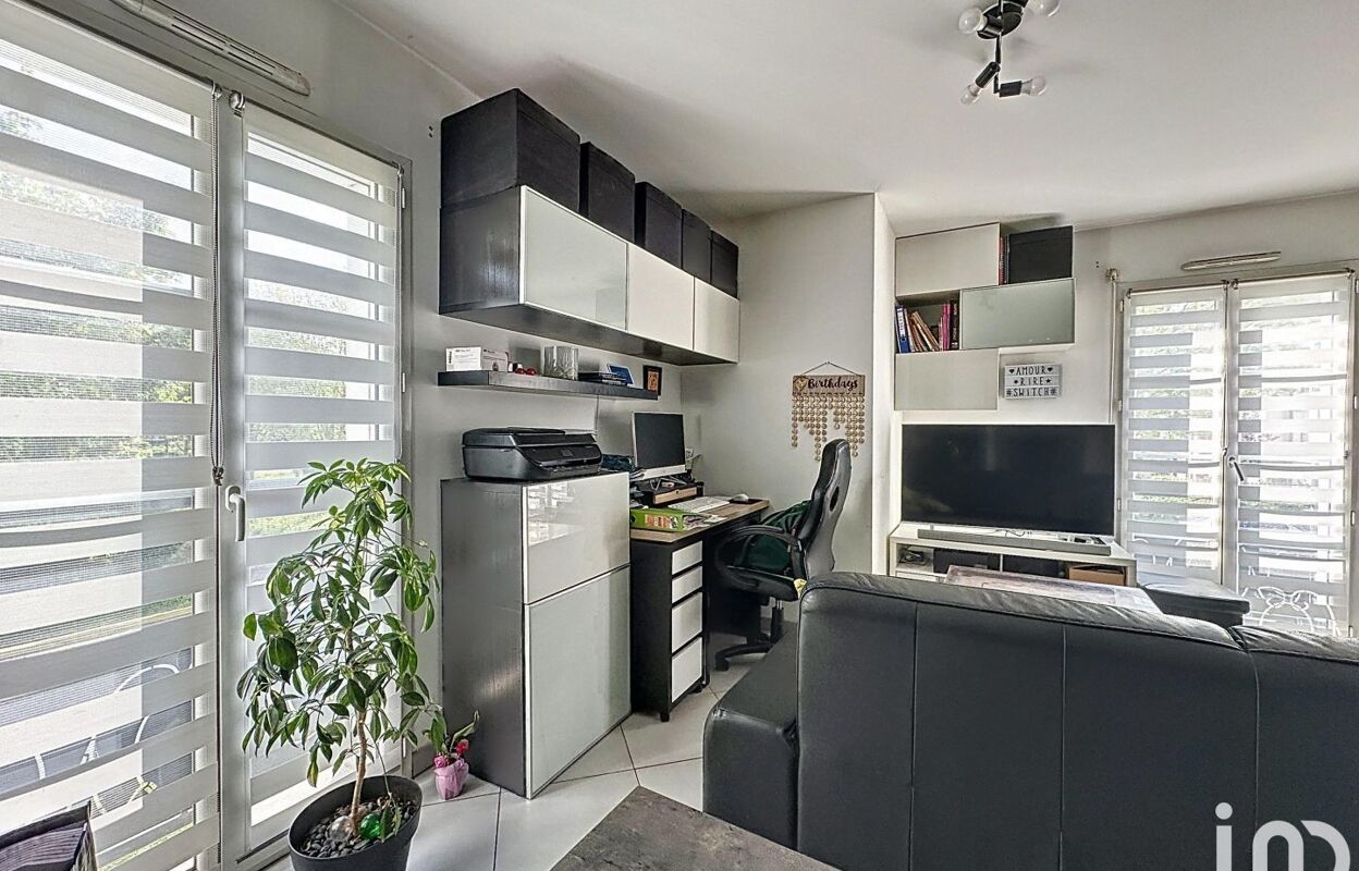 appartement 3 pièces 55 m2 à vendre à Saint-Pierre-du-Perray (91280)