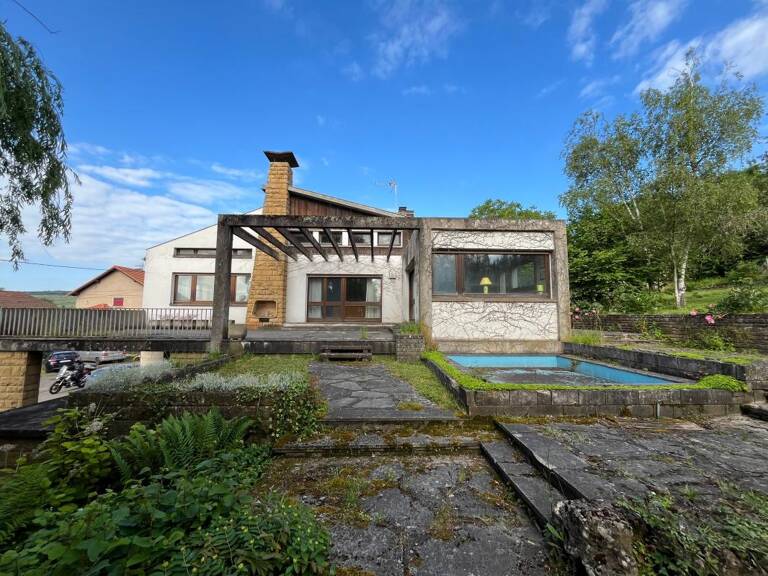 Immeuble avec grandes dépendances — photo 1