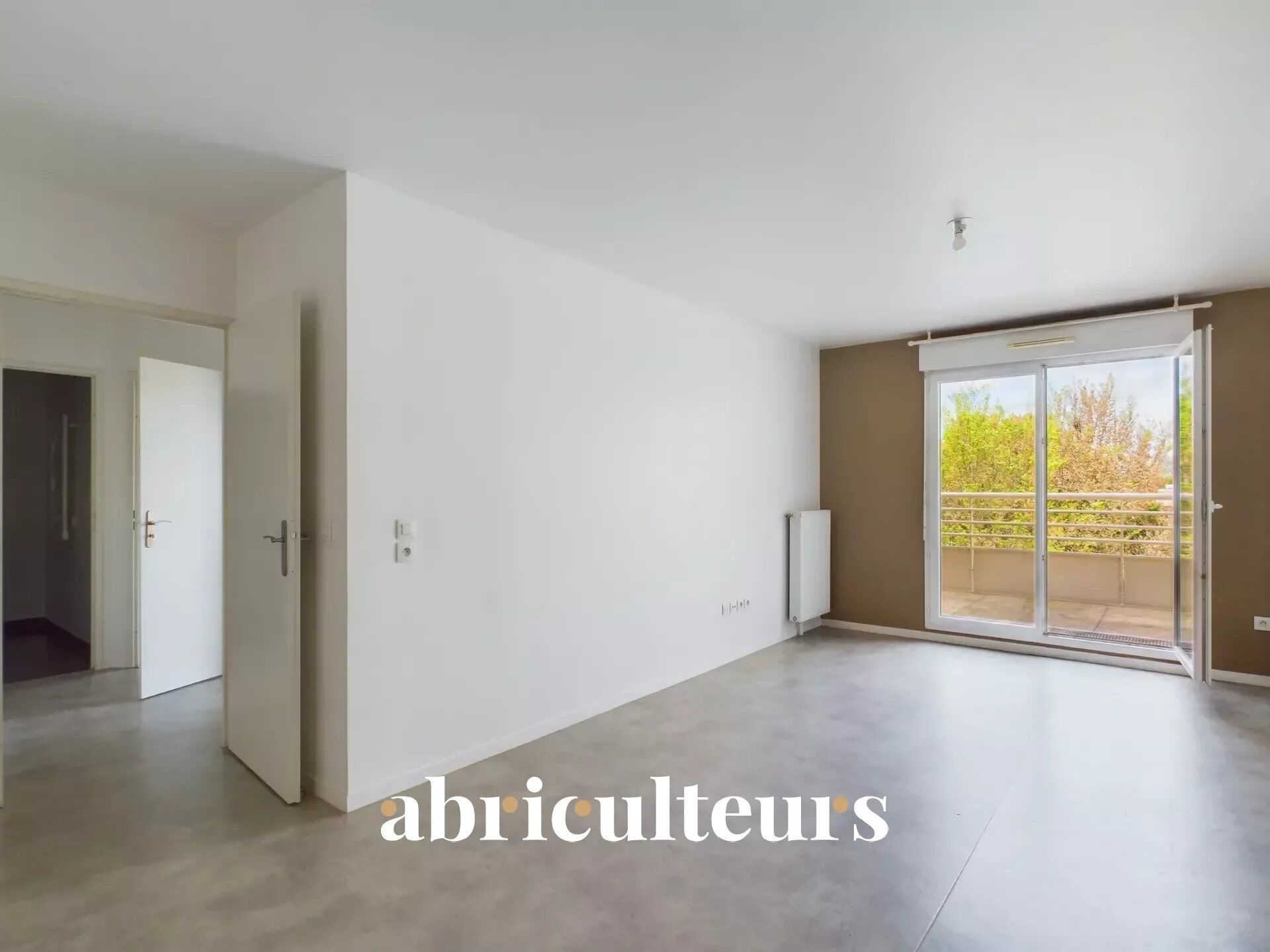 Appartement a louer persan - 3 pièce(s) - 88 m2 - Surfyn