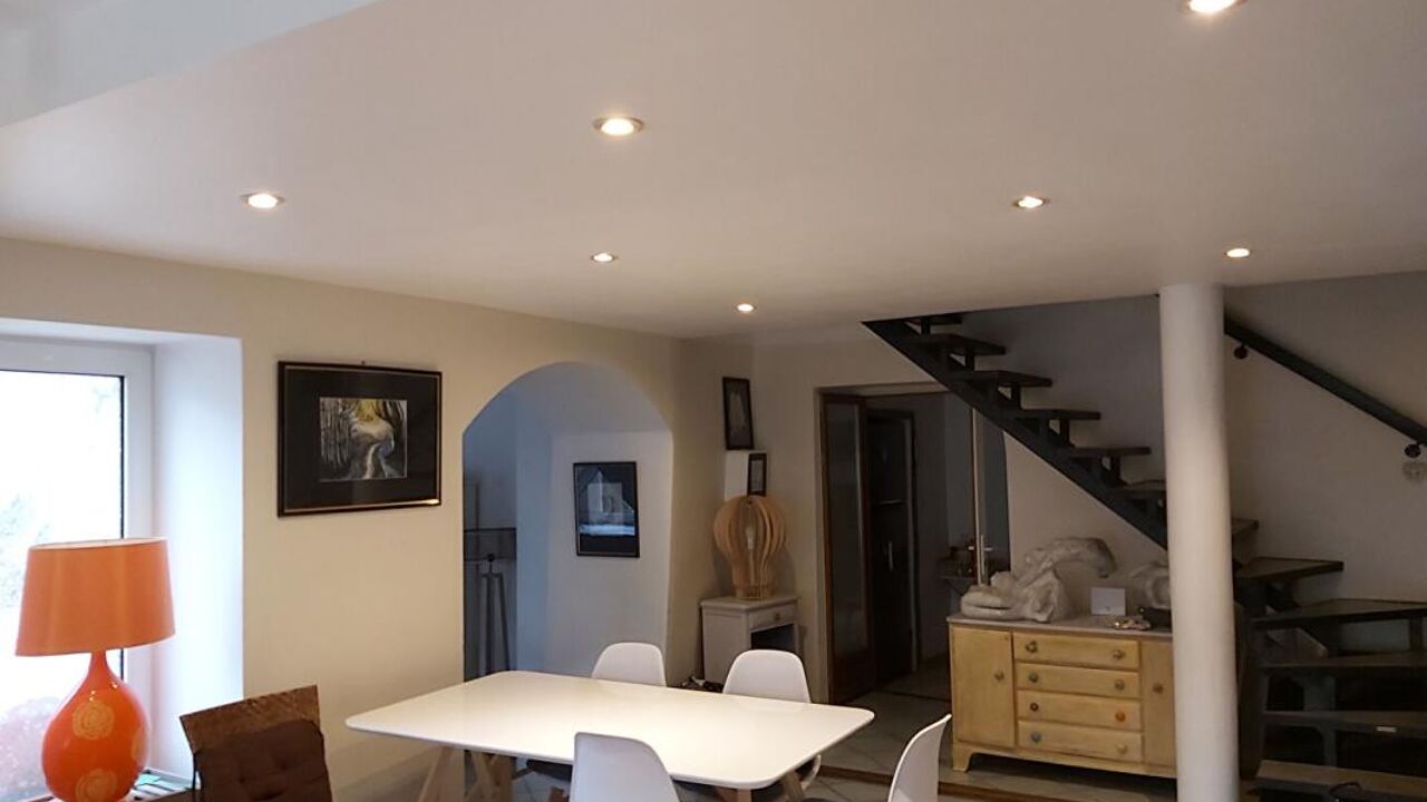 maison 7 pièces 160 m2 à vendre à Saint-Étienne-les-Orgues (04230)