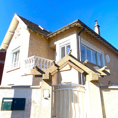 Maison 7 pièces 147 m²