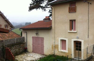 location appartement 650 € CC /mois à proximité de Celles-sur-Durolle (63250)