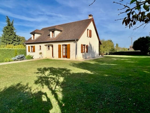 EXCLUSIVITE. Propriété de 8 Pieces. Beaune — photo du bien