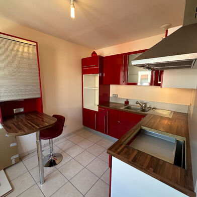 Appartement 3 pièces 128000 €