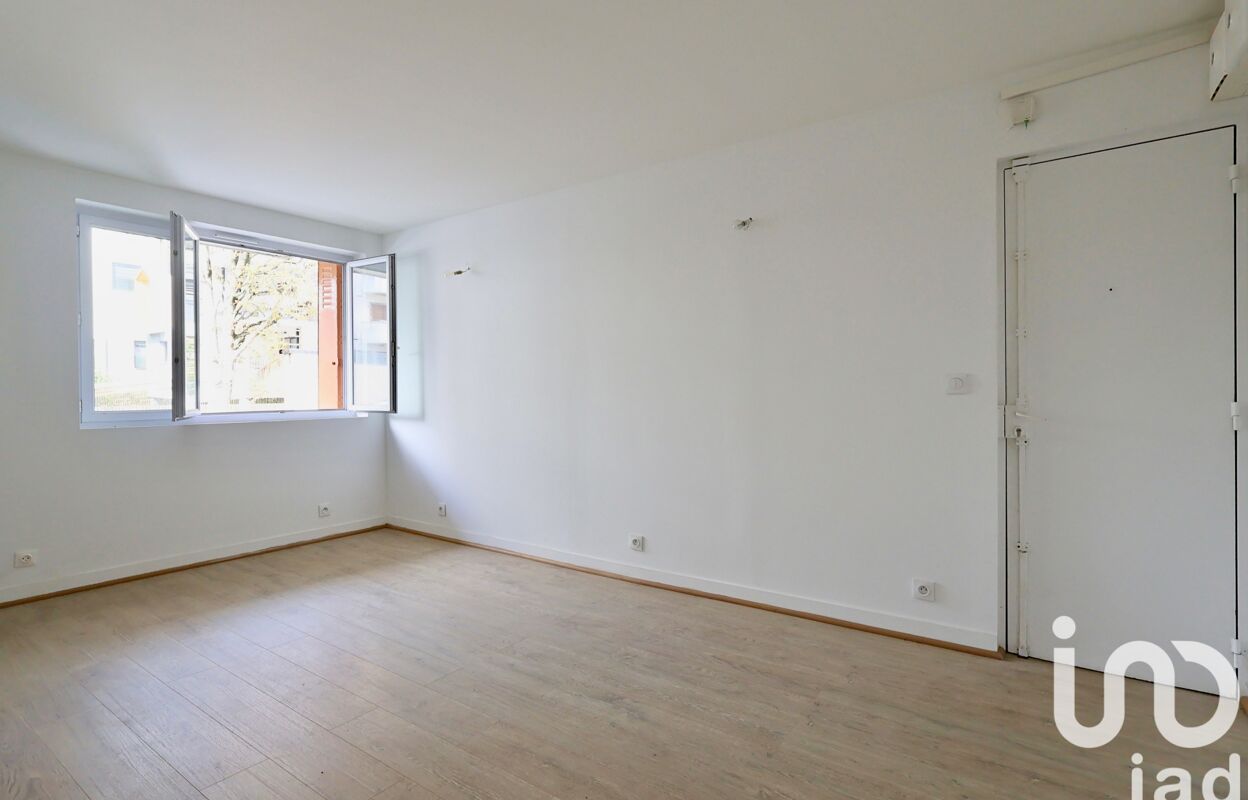 appartement 2 pièces 41 m2 à vendre à Bagnolet (93170)