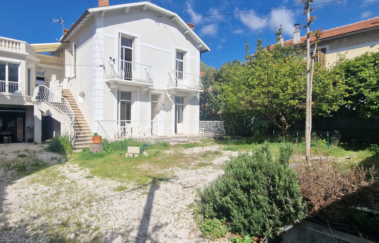 maison 8 pièces 188 m2 à vendre à Toulon (83100)