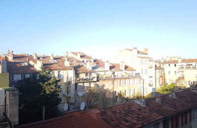 location appartement 780 € CC /mois à proximité de Marseille 8 (13008)