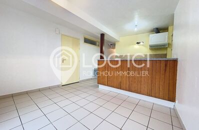 location appartement 410 € CC /mois à proximité de Idron (64320)