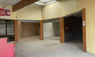 Commerce  70 m² à louer à Anneyron (26140)