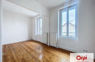 location appartement 348 € CC /mois à proximité de Désertines (03630)