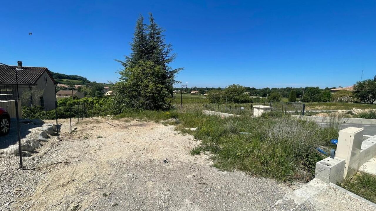 terrain  pièces 210 m2 à vendre à Malemort-du-Comtat (84570)