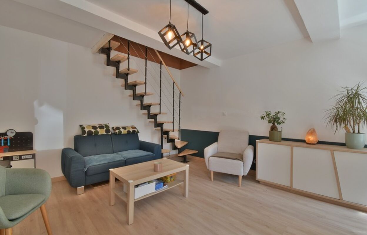 maison 3 pièces 92 m2 à vendre à Saint-Pierre-sur-Dives (14170)