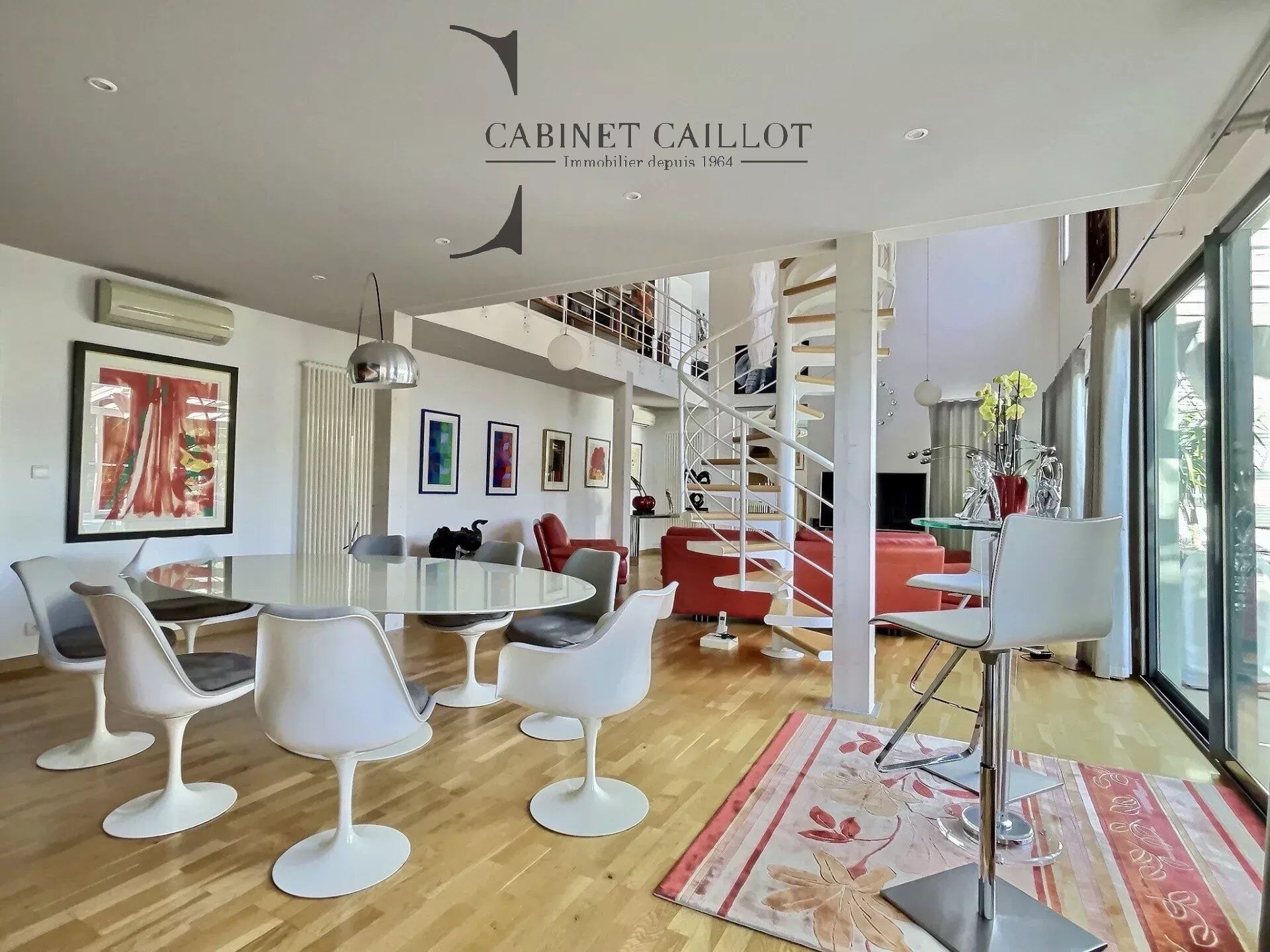 Villa / Maison  T7 à vendre Saintes 17100