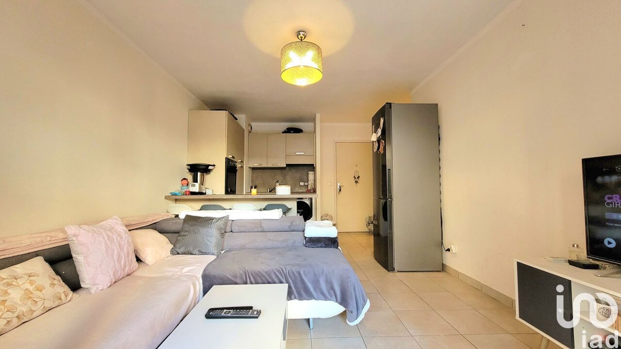 appartement 2 pièces 42 m2 à vendre à Saint-André-de-la-Roche (06730)