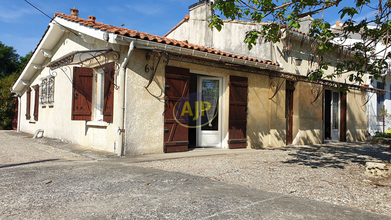 maison 4 pièces 109 m2 à vendre à Saint-Vivien-de-Médoc (33590)