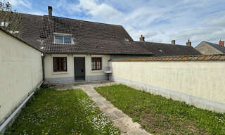 Immeuble  130 m² à vendre à La Chapelle-Saint-Ursin (18570)