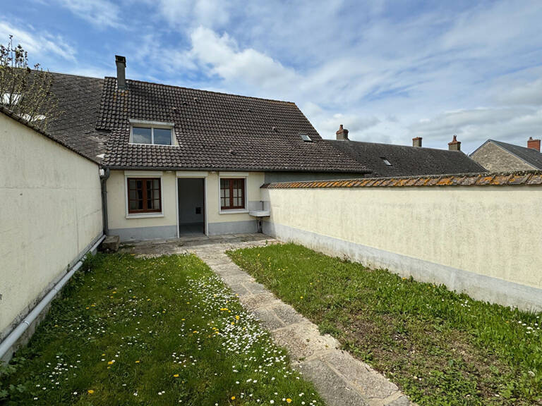 Immeuble La Chapelle Saint Ursin LOCAL ET APT 5 pièce(s) 83 m2 — photo 1