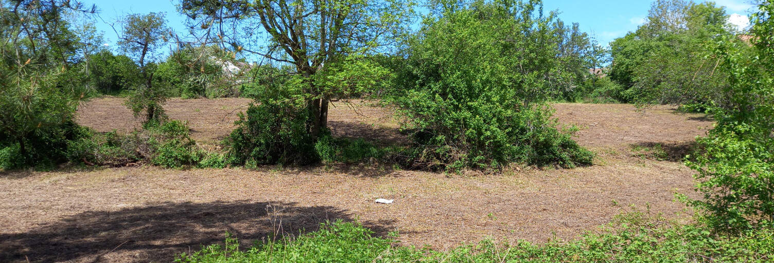 Terrain  4031 m² à vendre à Arnay-le-Duc (21230)