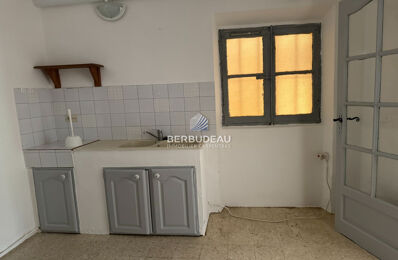 location appartement 330 € CC /mois à proximité de Mazan (84380)