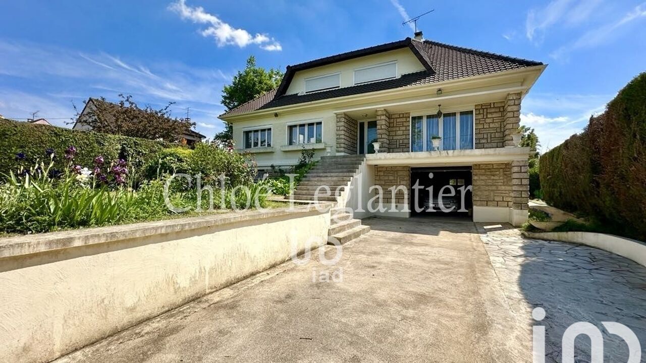 maison 8 pièces 240 m2 à vendre à Pontault-Combault (77340)