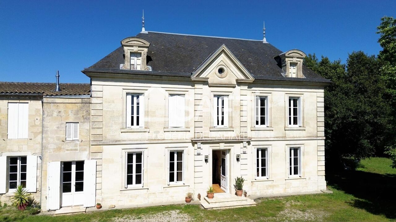 maison 6 pièces 369 m2 à vendre à Saint-Seurin-de-Cadourne (33180)